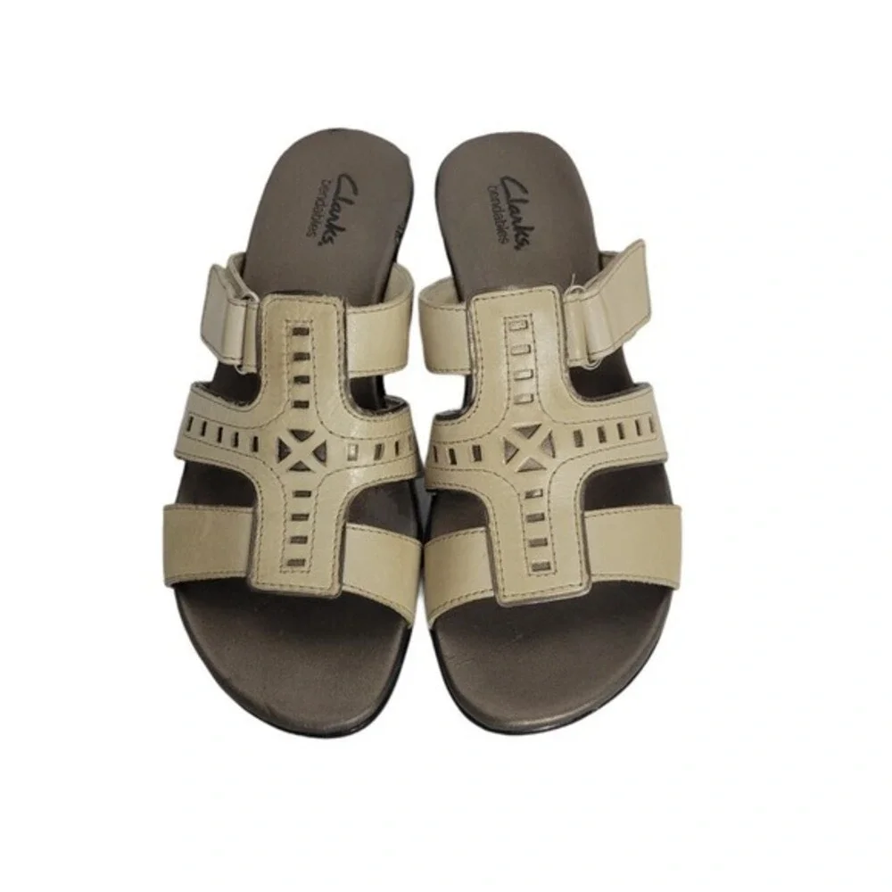 Clarks Bendables Beige Leather Cutout Wedge Slide‎ Sandals Women's 8